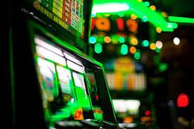 i 140 MMA matches, live odds, aur aapka account ek jagh